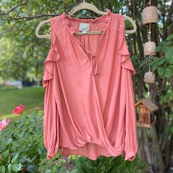 Maeve from Anthropologie Cold Shoulder Top - Picture 1 of 7